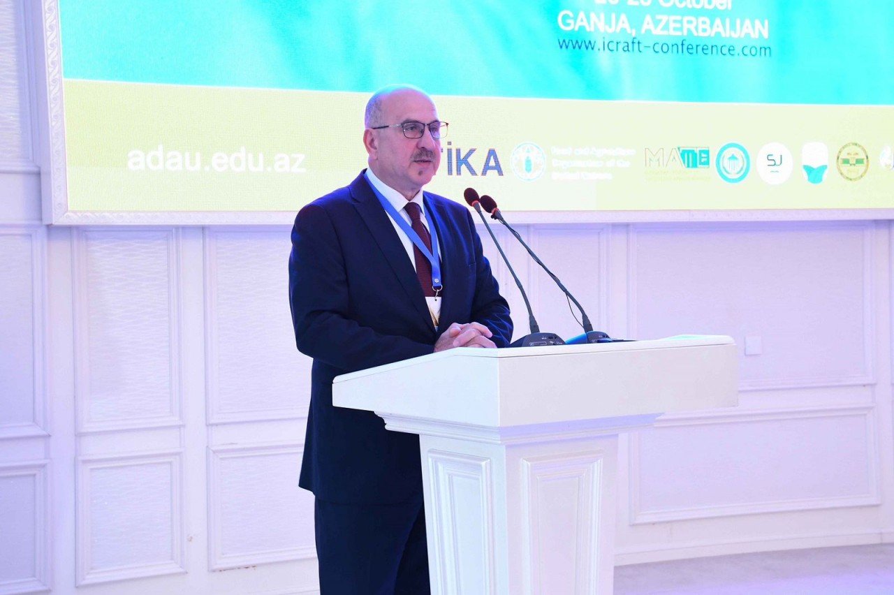 ADAU-da beynəlxalq konfransın açılış mərasimi keçirilib - FOTOLAR